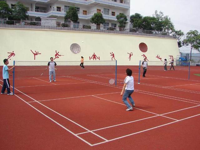 塑胶篮球场