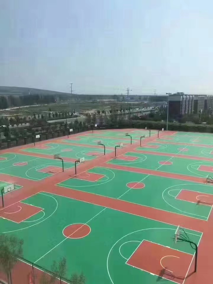篮球场建设
